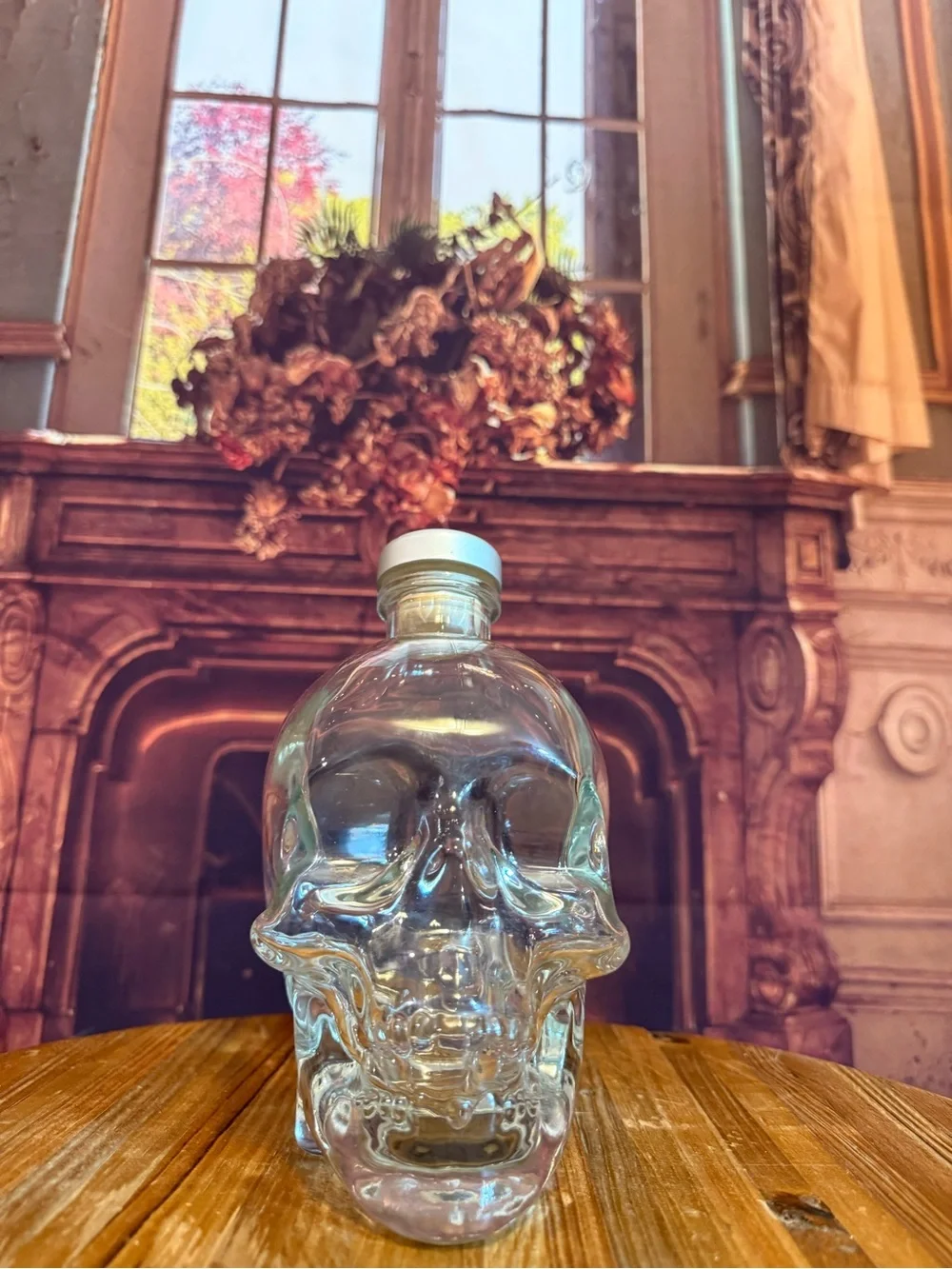 Crystal Head Skull Dan Aykroyd Skull Bottle Decorative for Home Decor Halloween